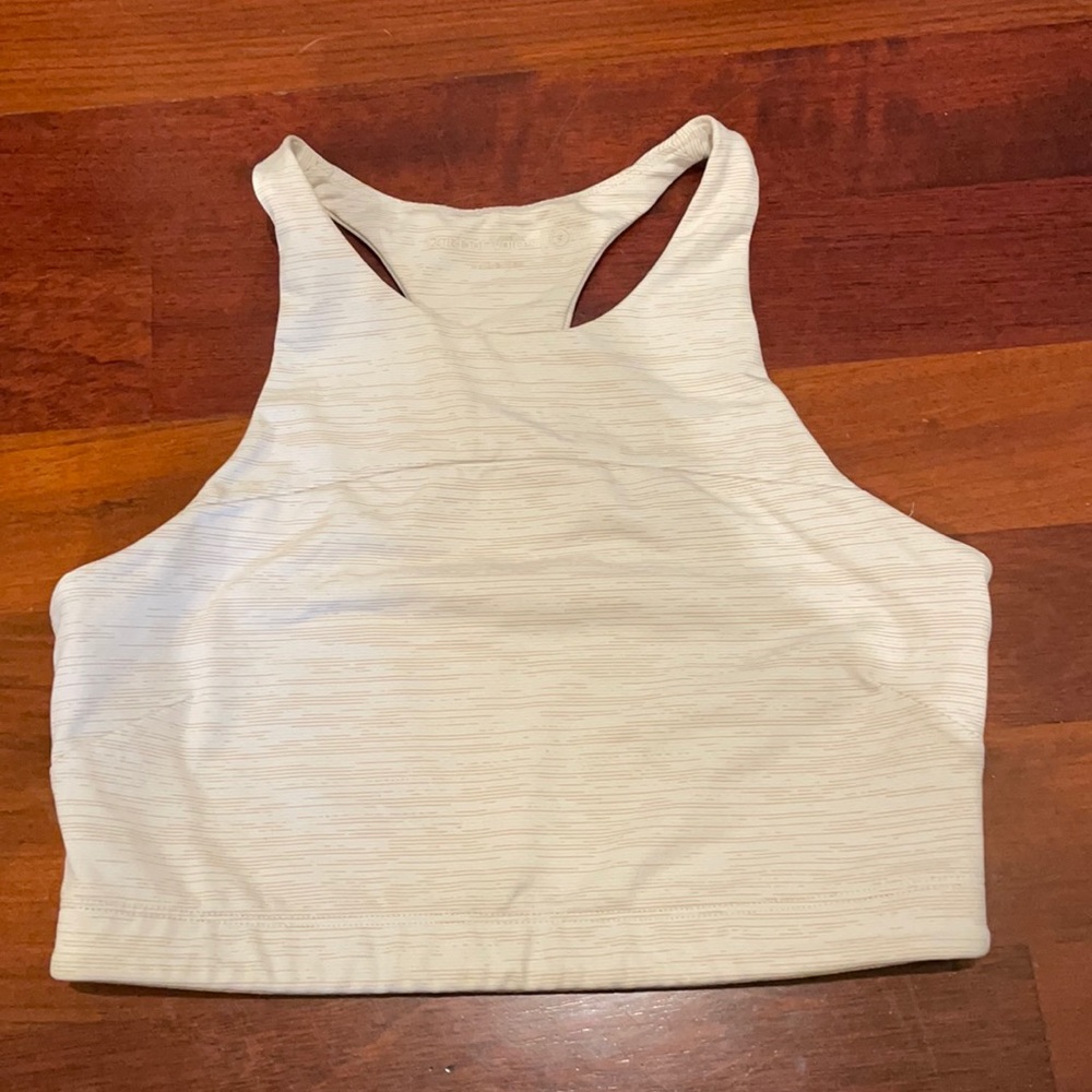 Move Free Crop Top